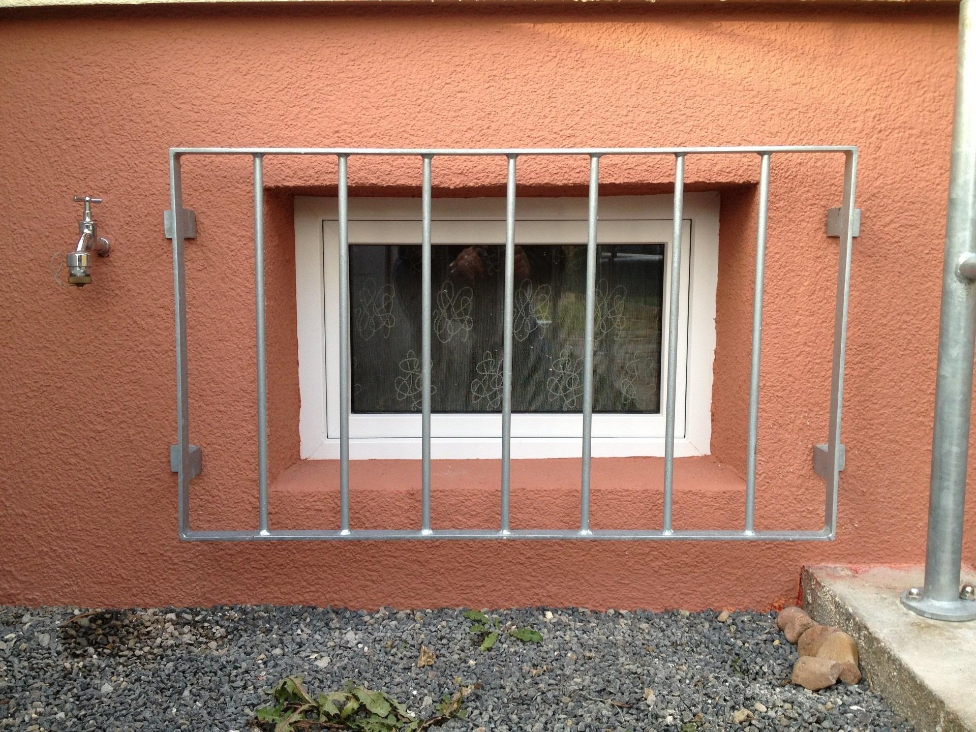 Einbruchschutz Fenstergitter Maßgefertigt
